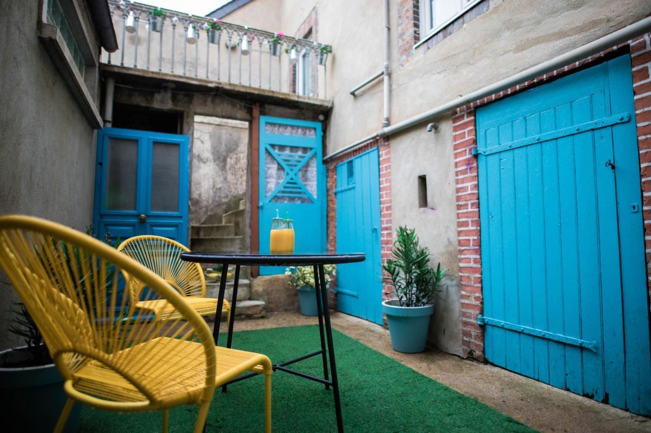 The Vintage Bed And Broc' Apartment Saint-Calais Exterior photo