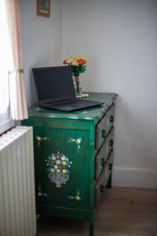 The Vintage Bed And Broc' Apartment Saint-Calais Exterior photo